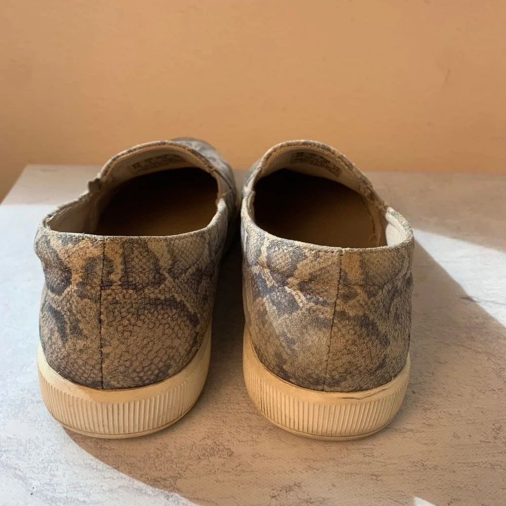 Naturalizer Zola 8M Snake Print Slip On Loafers Comfort Shoes Womens Gray Grey‎